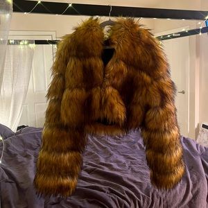 Azealia Wang/AKIRA hooded Cropped Faux Fur Coat {Size L}